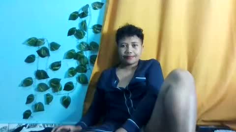 Vayannah online show from May 29, 11:52 am