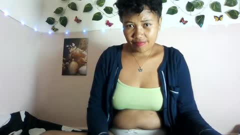 Vayannah online show from June 12, 7:51 am