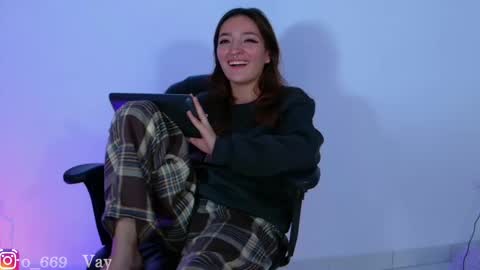 Vayolett online show from February 28, 12:43 am