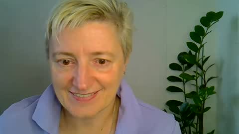 vea_motty online show from October 31, 8:59 am