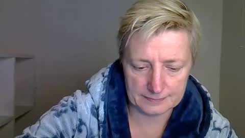 vea_motty online show from November 10, 8:41 pm