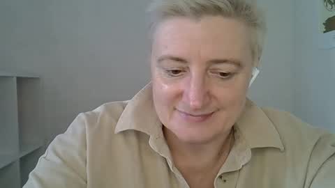 vea_motty online show from February 19, 10:00 am