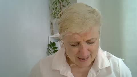 vea_motty online show from March 20, 1:27 pm