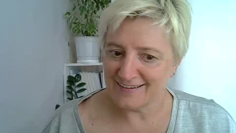 vea_motty online show from July 5, 9:16 am