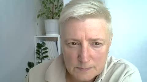 vea_motty online show from July 23, 10:46 am