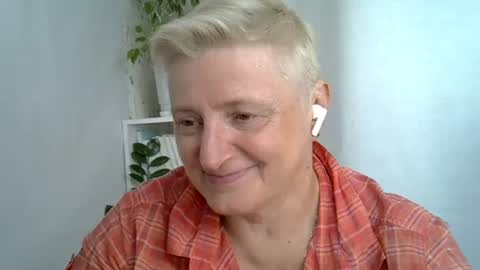 vea_motty online show from July 28, 12:48 pm