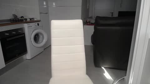 Snapshot of vecinito_ctb chatting on December 3, 11:01 am Toni Martins online show from December 3, 11:01 am