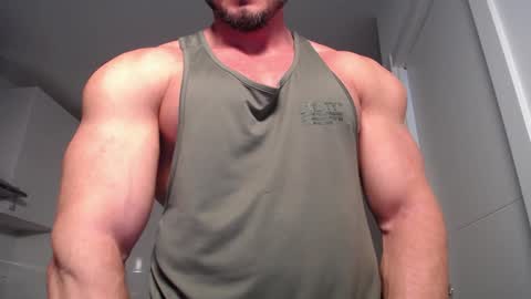 Snapshot of vecinito_ctb chatting on December 16, 10:18 am Toni Martins online show from December 16, 10:18 am