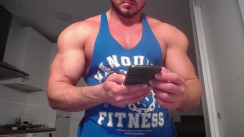 Snapshot of vecinito_ctb chatting on January 9, 11:03 am Toni Martins online show from January 9, 11:03 am