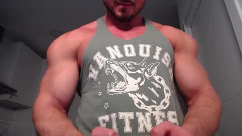 Snapshot of vecinito_ctb chatting on January 22, 12:17 pm Toni Martins online show from January 22, 12:17 pm