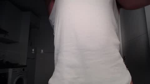 Snapshot of vecinito_ctb chatting on January 23, 10:11 am Toni Martins online show from January 23, 10:11 am