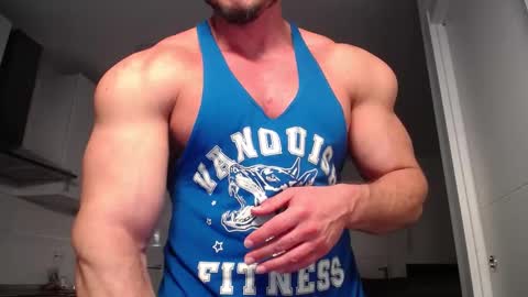 Snapshot of vecinito_ctb chatting on February 10, 10:20 am Toni Martins online show from February 10, 10:20 am