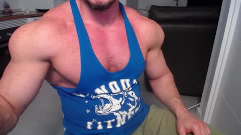 Snapshot of vecinito_ctb chatting on February 13, 10:12 am Toni Martins online show from February 13, 10:12 am