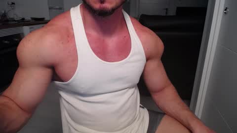 Snapshot of vecinito_ctb chatting on February 14, 10:49 am Toni Martins online show from February 14, 10:49 am