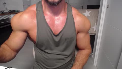 Snapshot of vecinito_ctb chatting on October 23, 8:57 am Toni Martins online show from October 23, 8:57 am