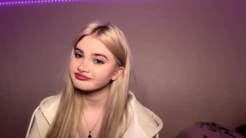 Snapshot of vedalipscomb chatting on November 22, 12:04 pm Monika online show from November 22, 12:04 pm