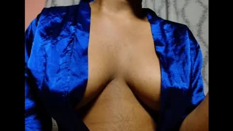 vee62 online show from June 24, 1:04 am