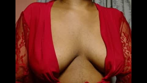 vee62 online show from July 2, 9:43 pm