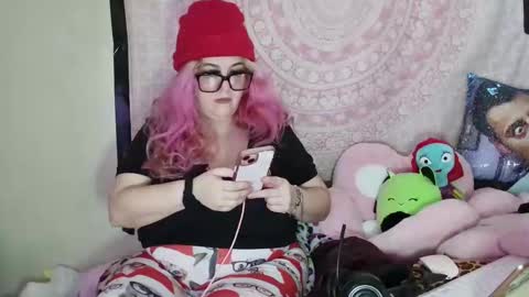 Snapshot of veelehanex3 chatting on December 22, 8:27 am Veronica Lehane online show from December 22, 8:27 am