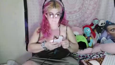 Snapshot of veelehanex3 chatting on December 25, 4:44 am Veronica Lehane online show from December 25, 4:44 am