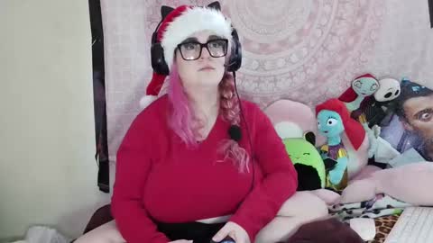 Snapshot of veelehanex3 chatting on December 25, 5:37 pm Veronica Lehane online show from December 25, 5:37 pm