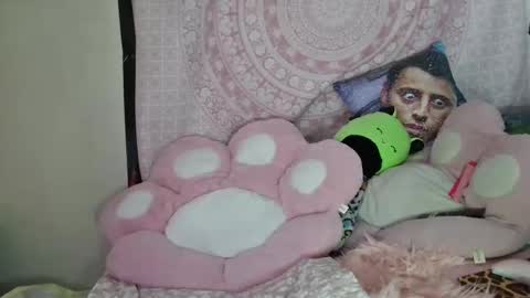 Snapshot of veelehanex3 chatting on January 6, 3:20 am Veronica Lehane online show from January 6, 3:20 am