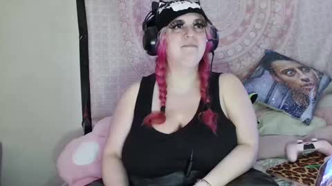 Snapshot of veelehanex3 chatting on January 26, 8:02 pm Veronica Lehane online show from January 26, 8:02 pm