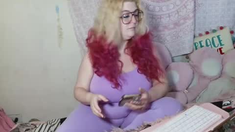 Veronica Lehane online show from July 5, 7:54 pm