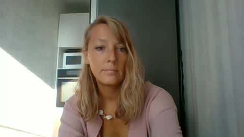 Veessa online show from September 20, 4:57 am