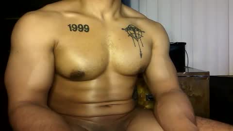 Snapshot of vegasluv702 chatting on April 5, 10:01 am Vegas Love online show from April 5, 10:01 am
