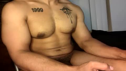 Snapshot of vegasluv702 chatting on April 23, 7:52 am Vegas Love online show from April 23, 7:52 am