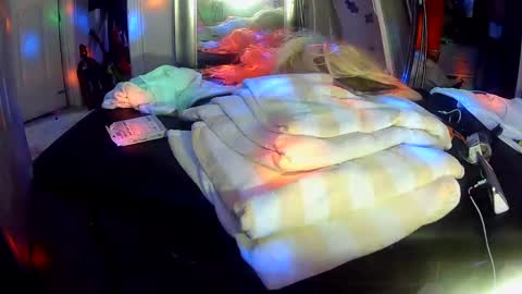 Snapshot of vegasmd chatting on February 4, 5:10 am vegasmd online show from February 4, 5:10 am