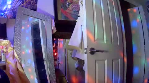 Snapshot of vegasmd chatting on February 11, 4:22 am vegasmd online show from February 11, 4:22 am