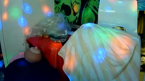 Snapshot of vegasmd chatting on February 20, 1:08 pm vegasmd online show from February 20, 1:08 pm