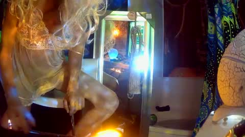 Snapshot of vegasmd chatting on March 4, 8:35 am vegasmd online show from March 4, 8:35 am