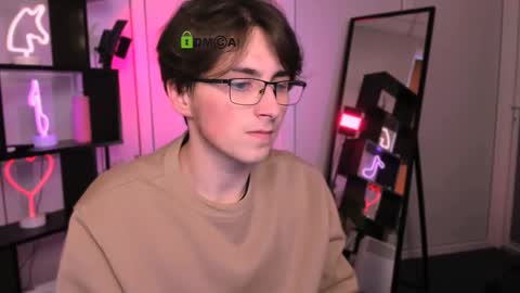 Snapshot of veldi_to chatting on December 14, 10:20 am veldi_to online show from December 14, 10:20 am