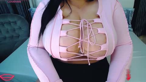 VeleryWOW online show from December 10, 5:22 pm