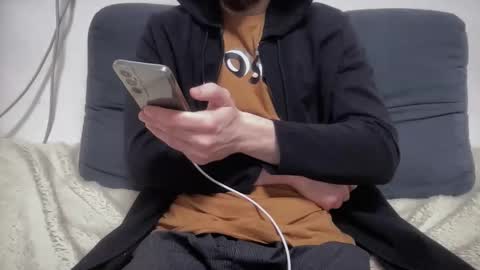 Snapshot of velian_hard chatting on December 1, 6:02 pm velian_hard online show from December 1, 6:02 pm