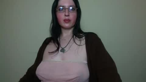 velira_ online show from January 8, 2:47 am