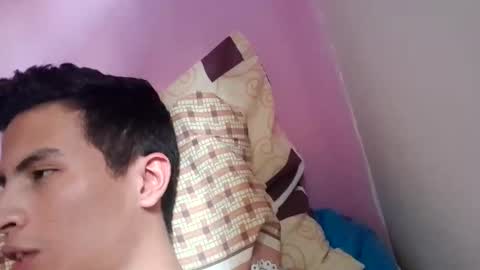 Snapshot of velk_hot1 chatting on February 1, 8:58 pm velk_hot1 online show from February 1, 8:58 pm