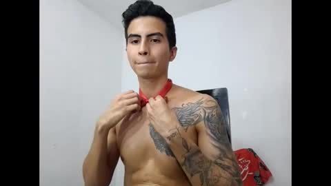 Snapshot of velk_hot1 chatting on February 13, 9:49 pm velk_hot1 online show from February 13, 9:49 pm