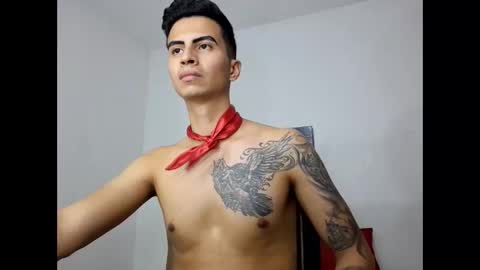 Snapshot of velk_hot1 chatting on February 25, 11:11 pm velk_hot1 online show from February 25, 11:11 pm