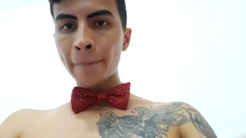 Snapshot of velk_hot1 chatting on March 9, 4:27 am velk_hot1 online show from March 9, 4:27 am