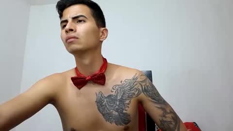 Snapshot of velk_hot1 chatting on March 11, 2:10 am velk_hot1 online show from March 11, 2:10 am