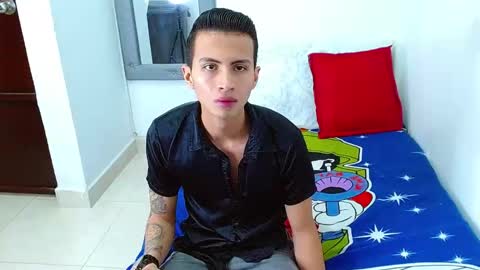 velk_hot1 online show from November 28, 4:09 pm