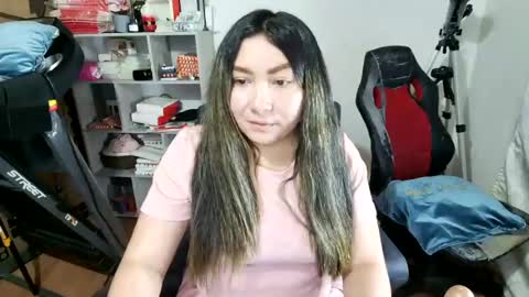 Snapshot of vellarossa chatting on July 5, 4:52 am Im VelaI will be Christmas and New Year with my family December 22 to January 13 I will miss you guys. online show from July 5, 4:52 am