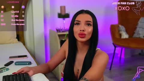 Velma online show from October 24, 5:42 pm