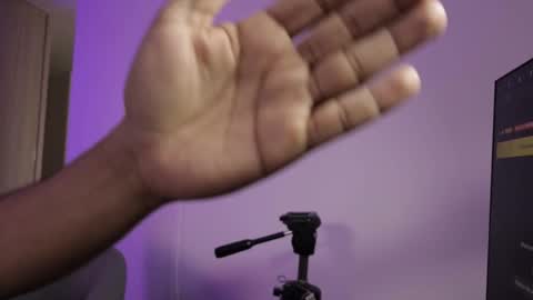 Yeya online show from February 15, 2:25 pm