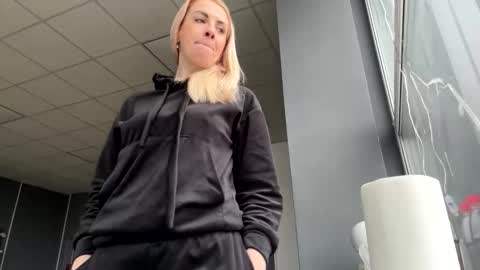 velour_kiss online show from March 19, 7:23 am