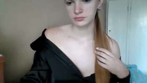 Snapshot of veloura60089 chatting on July 28, 2:13 pm veloura60089 online show from July 28, 2:13 pm